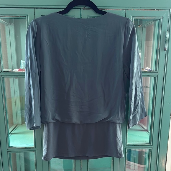 Ann Taylor Women's Blouse in Blue - Picture 7 of 8